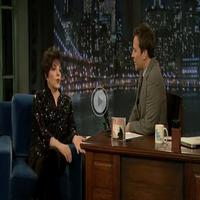 STAGE TUBE: Liza Minnelli Talks, Sings & More on Late Night Jimmy Fallon Video